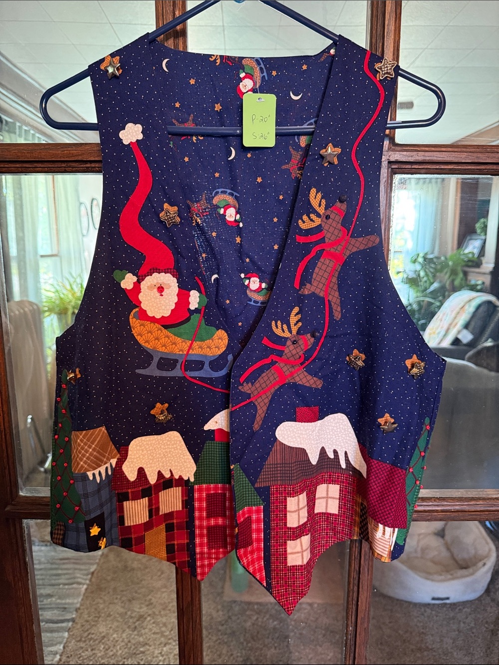 Vintage Christmas Novelty Vest Santa Reindeer Snowy Village Navy Star Buttons M